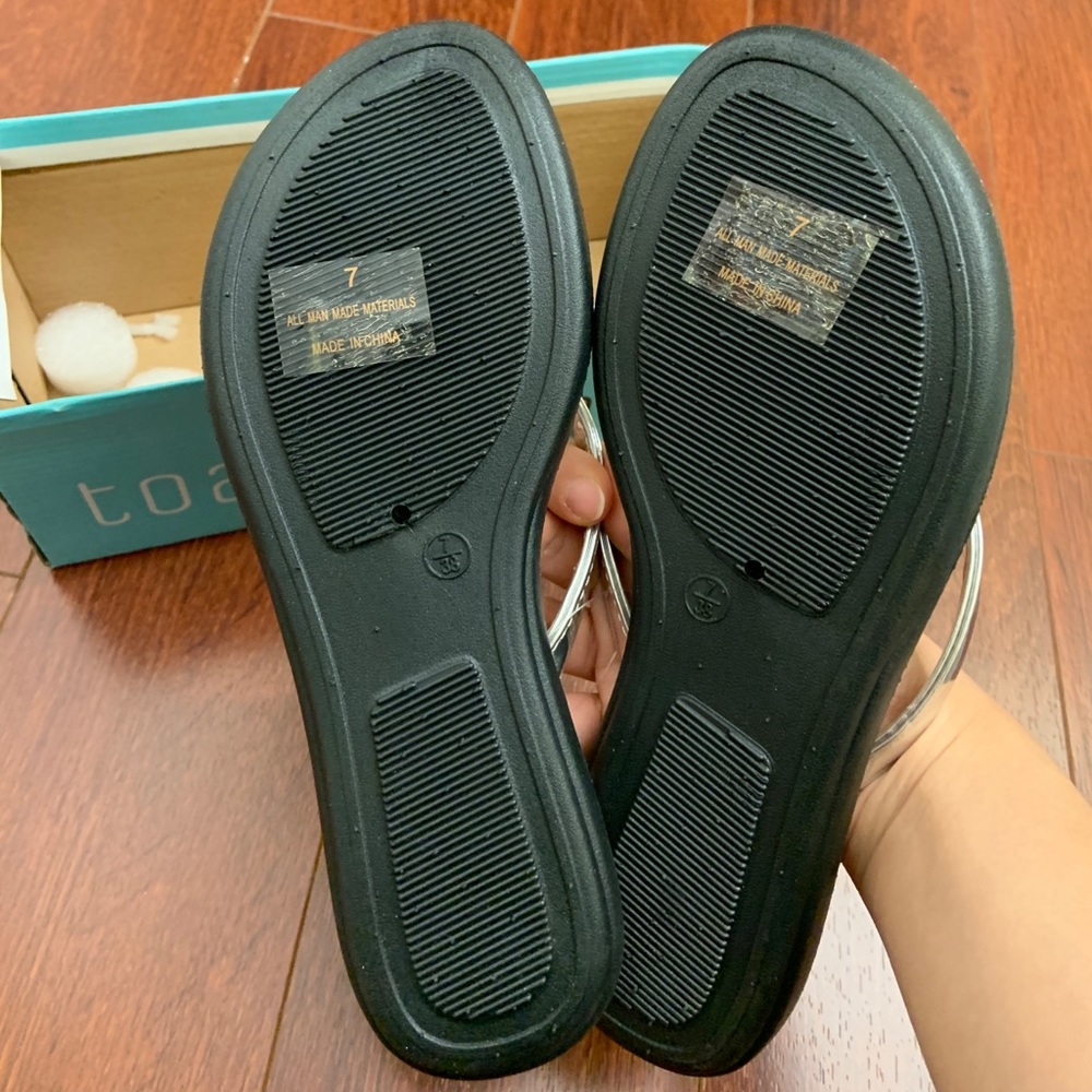 Silver flip-flops - Picture 4 of 4